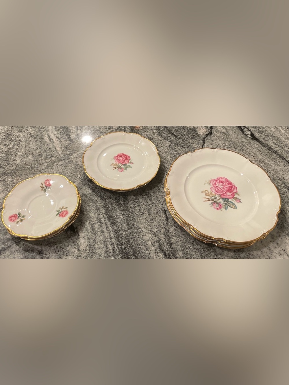 Vtg. hutschenreuther selb Bavarian Porcelain 9 Plates-Pink Rose Ptrn. Fine China - Picture 4 of 4